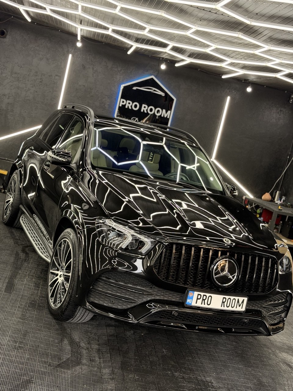 Mercedes