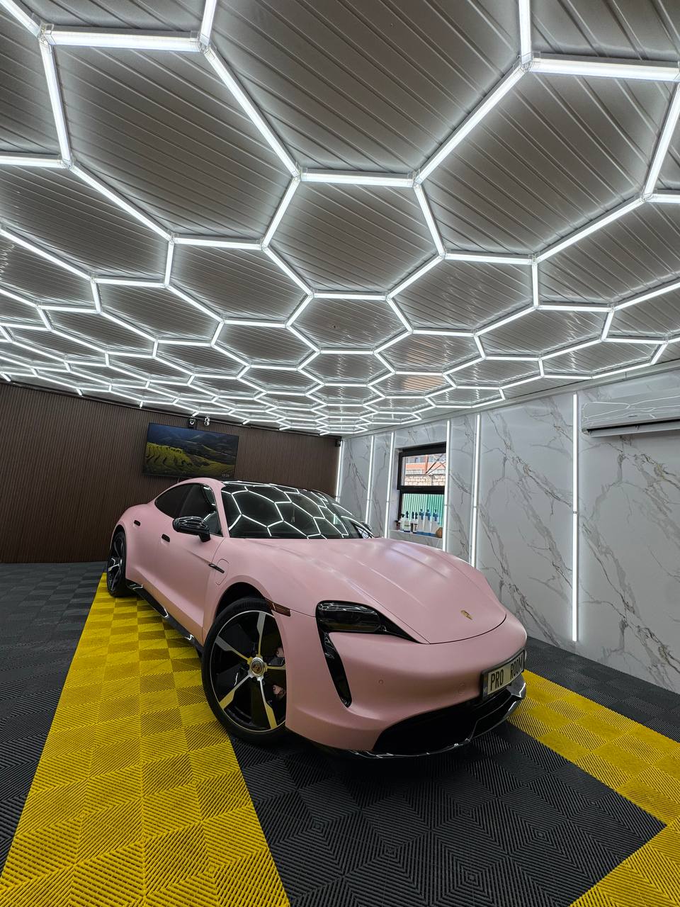 Porsche pink